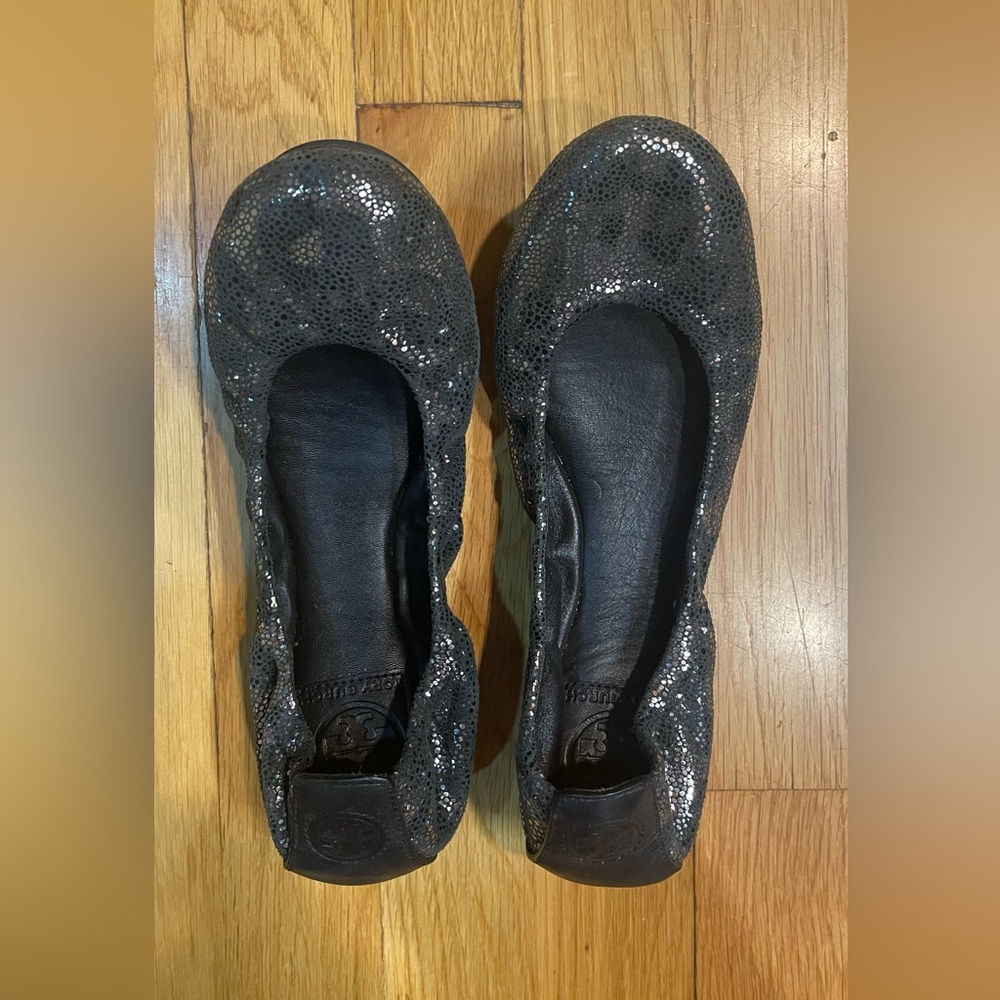 Tory Burch Black with Sparkle
Ballet Flat Shoes
